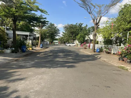 Mặt tiền kinh doanh view bờ sông 220m2 giá 7tỷ8 giáp sài gòn khu dân cư hiện hữu đường nhựa 12m