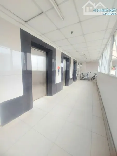 Cần bán chung cư 51m2, sổ sẵn view sông Sài Gòn, có sẵn dòng tiền giá 2,85 tỳ
