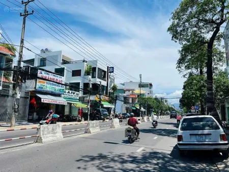 Bán lô đất mặt tiền đường lê hồng phong phước long phường nam nha trang 0908 208 ***