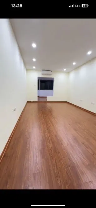 Bán tập thể Phương Mai 65m2, 2 ngủ khách, bếp, wc, ban công. Trung tâm Đống Đa