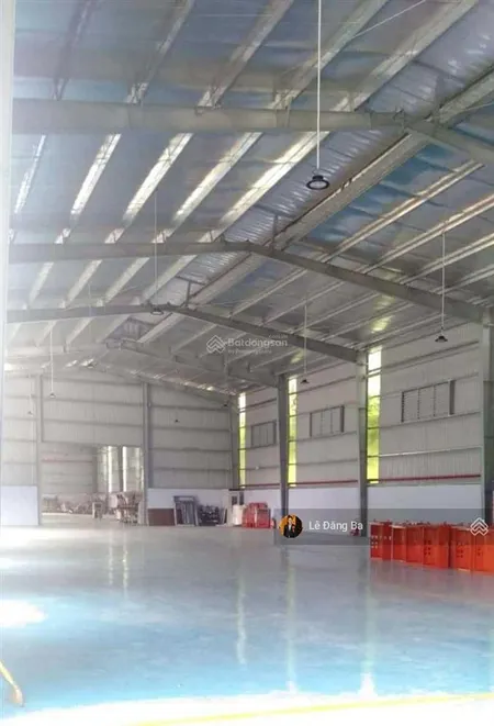 Xưởng ngộp cần bán giá chỉ 35 tỷ. diện tích 4554m2, đang cho thuê 150tr/tháng cụm vĩnh tân