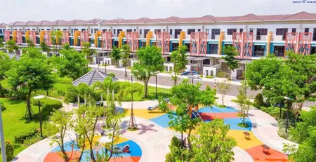 Bán nhà phố suncasa central tp mới 1 trệt 2 lầu dt 5x20 full nội thất có sẵn hd thuê 16tr/tháng