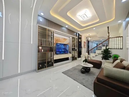 Nhà gần metro giáp gò vấp, đường xe hơi đến nhà, nhà mới xây full nội thất