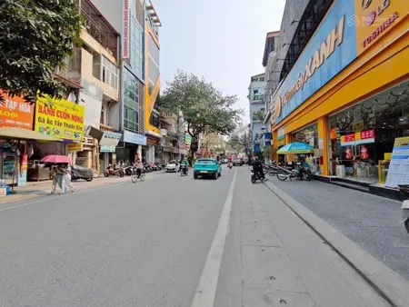 Phố vọng mặt tiền ~15m vỉa hè kinh doanh sầm uất ngày đêm, sổ vuông đét giao dịch ngay