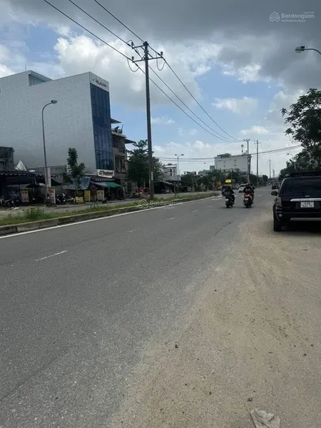 Chính chủ gửi bán lô đất mt đường nam trân,p hòa minh,quận liên chiểu.đà nẵng.