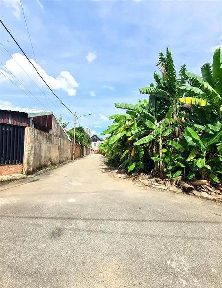 Bán lô góc, 100.3m2, 6.38x16.47, 2 mặt tiền đường 6m, kdc đường số 21, cách vinhome quận 9 chỉ 600m