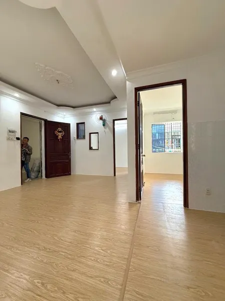 Chỉ 3 tỷ 1 căn hộ 2 PN đẹp - 51,5 m2 - khu Phan Xích Long. Sổ hồng lâu dài (Tin Hết Hạn)