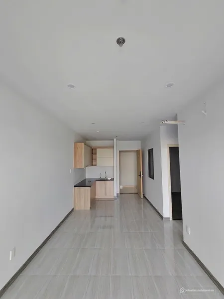 Bán căn hộ 2PN và 2WC View hồ bơi, Tầng 15. Đang cho thuê 7 triệu/tháng. (Tin Hết Hạn)