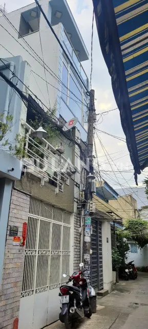 Bán nhà Tân Phú dưới 6 tỷ I DT 4mx14m vuông như tờ A4
