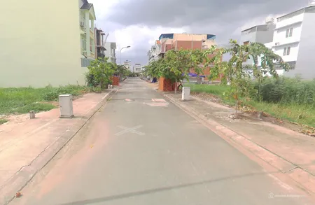 Bán đất Đ. Xuân Thới 21, Xuân Thới Đông, Hóc Môn, cách QL 22 400m, SHR,giá 950tr (Tin Hết Hạn)