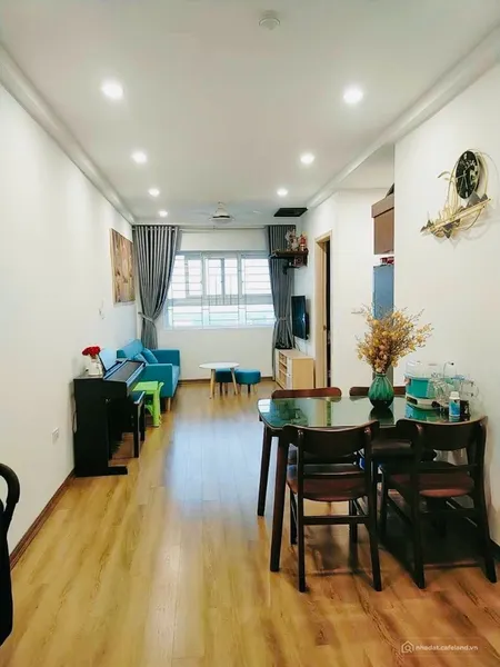 Cần bán căn hộ 2 ngủ view Hồ, full nội thất giá 2.3 tỷ tại 5 tòa KĐT Thanh Hà (Tin Hết Hạn)