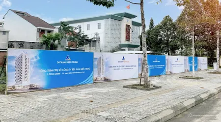 PHÁT HIỆN SIÊU HIẾM 3 LÔ ĐẤT NỀN LIỀN KỀ NGAY TẠI CON ĐƯỜNG ĐẸP NHẤT TP TAM KỲ ! (Tin Hết Hạn)