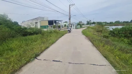 bán gấp 1867m2 có sẵn 840m2 thổ cư cách biển chỉ 200m, tân phước, lagi. 2,4tr/m2 (Tin Hết Hạn)