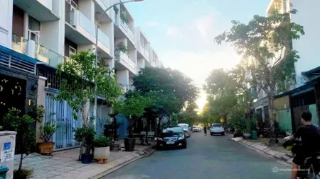 P13 BÌNH THẠNH - ĐƯỜNG 8M LỀ 3M - ĐẤT 70M VUÔNG A4 - KHU PHÂN LÔ XD TỰ DO (Tin Hết Hạn)