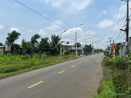 Siêu phẩm xuất hiện, Đất full thổ cư mặt tiền đường nhựa, gần ngã tư Dầu Giây (Tin Hết Hạn)