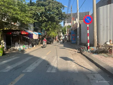 Bán đất Xuân Đỉnh - diện tích 100m2 - sát mặt phố - oto tránh - mặt tiền 6m (Tin Hết Hạn)