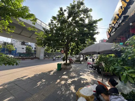 Mặt phố Minh Khai (Hai Bà Trưng) 19/23mT2, 5 tầng, mt 2.7m, giá 12.3 tỷ