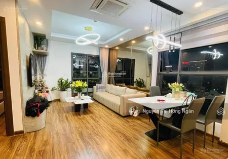 Cần bán gấp căn hộ 2pn 2wc tòa 219 trung kính full nội thất giá 5.x tỷ