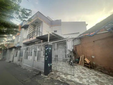 Bán nhà mặt tiền hẻm 37 Đường số 5, Linh Xuân, cách nhựa QL1K vài mét giá 3t950