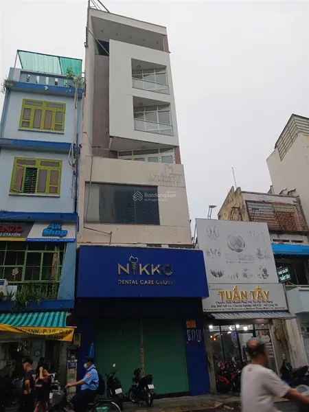 Bán gấp 5 ngày mt sư vạn hạnh q 10 có thang máy, 7 tầng, hđ thuê 70tr/tháng chỉ 18,5 tỷ 5.5mx11m