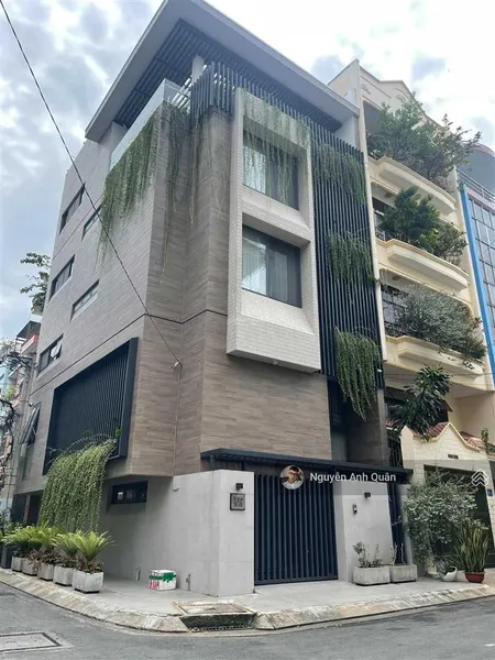 Bán căn góc hẻm 10m sư vạn hạnh sd 10x10m, 5 tầng đẹp nhà có hợp đồng thuê 55tr/tháng giá 26 tỷ tl