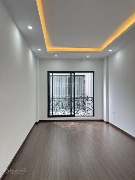 Nhà vị trí đẹp, 35m, 5 tầng, nam từ liêm giá tốt 5.65 tỷ