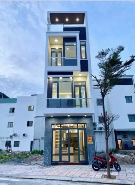 Bán nhà ngay trung tâm 1 trệt 2 lầu TDC Phường Quang Vinh