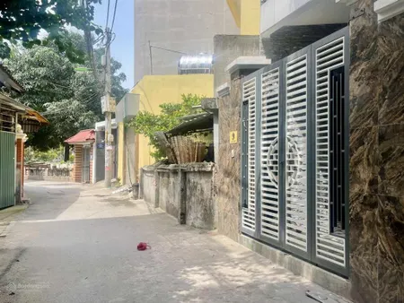 62m2 biệt thự dân xây ô tô vào nhà giá chỉ 10.x tỷ xuân phương. nhà dân xây ở vô cùng tâm