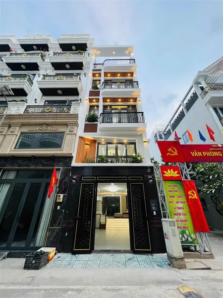 Nhà đẹp đường 10m hương lộ 2 gần siêu thị coopmart 68m2 full nội thất 7,68 tỷ shr