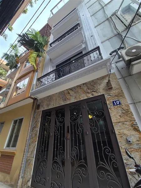 Hiếm, bán nhà mỹ đình mặt ngõ thông ô tô đi qua cổng, dân xây chắc chắn, 7.6 tỷ. 36m2