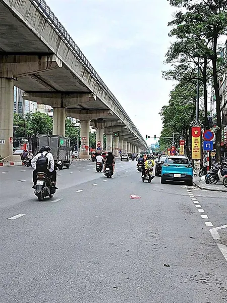Bán nhà cạnh ubnd q. nam từ liêm 57m2 x 5 tầng, thang máy, ô tô, vỉa hè kd, gần vin hàm nghi