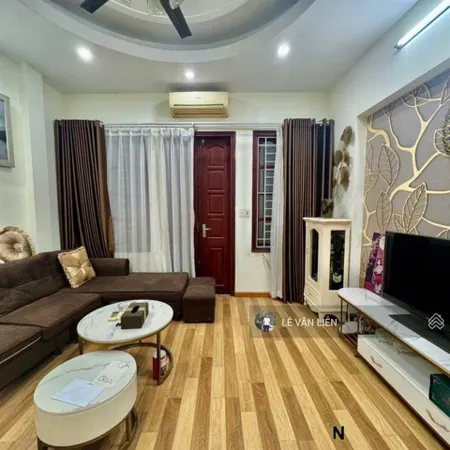 Bán nhà cầu diễn 62m giá 10.9 tỷ ô tô tránh kinh doanh sầm uất