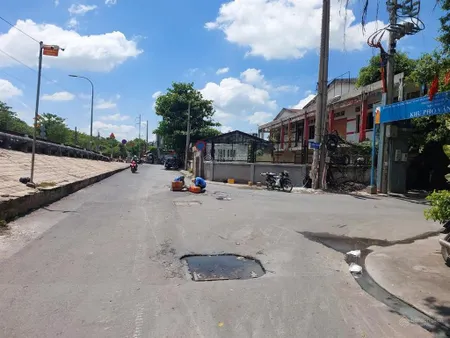 Mặt tiền kd trần xuân soạn 58m2 xe hơi đậu cửa 5 tỉ còn thương lượng