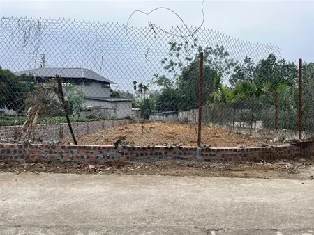 Chủ cần ra hàng gấp lô góc 2 mặt tiền tại ba trại, ba vì,hngần trường,chợ,ub xã,cách tl86 chỉ 50m