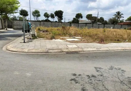 Ngộp bán đất lô góc 2mt đường nhựa tân phú trung, ngay đường cây da nguyễn thị lắng