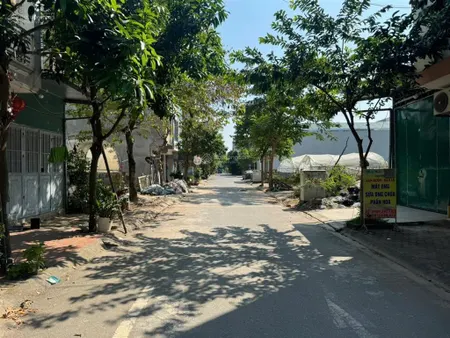 Cc gửi bán lô đất 120m2 / mặt tiền 6,15m 2 mặt tiền trước sau tại tđc trâu quỳ, gia lâm. giá đầu tư