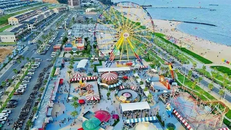 Đất mặt tiền lạc long quân gần novaworld, công viên biển tổng hợp giá siêu tốt đầu tư