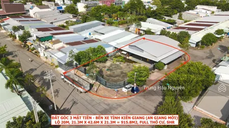 Đất góc 3 mặt tiền ngay bến xe tỉnh, lộ 20m, 21x42mx21m, full thổ, shr, phù hợp kinh doanh đa ngành