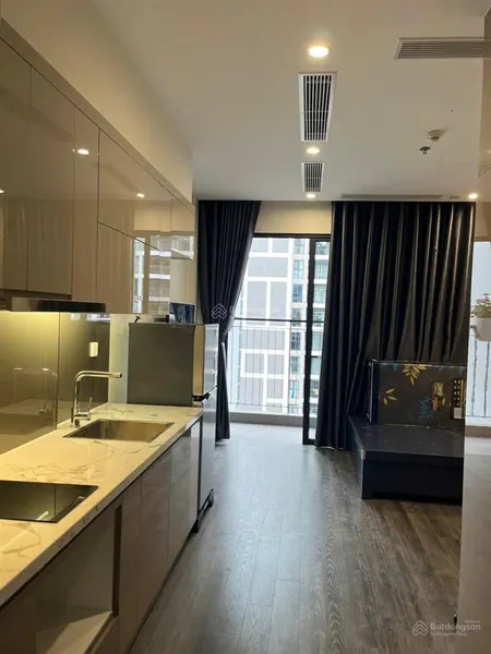Bán căn studio tại tòa r1.01 zenpark, tầng trung cực đẹp, full đồ ở ngay