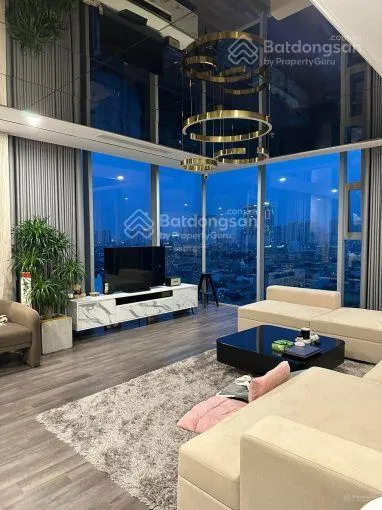 Chính chủ bán căn 4n3vs 142m2 tại golden palace,căn góc 3 mặt thoáng,nhà đẹp giá thị trường