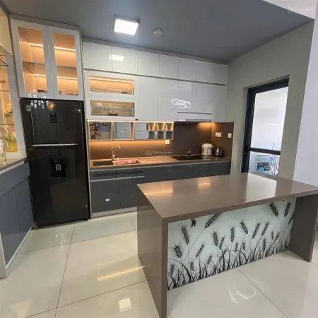 Bán căn hộ emerald, 3pn + 2wc , giá 5 tỷ 600tr view nhìn công viên + hồ bơi, căn góc