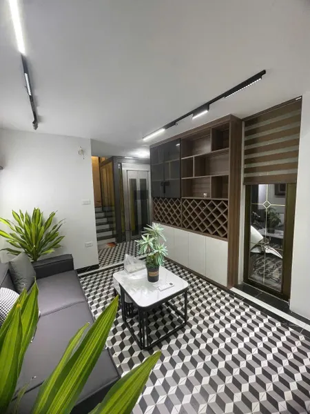 Bán nhà Tây Sơn (Đống Đa) 30m, 6 tầng, mt 6m, giá 10.5 tỷ