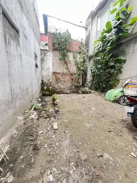 Bán đất nở hậu trung tâm hai bà trưng 38m2 mặt tiền 4,2m sổ đỏ chính chủ giá 4,5 tỷ