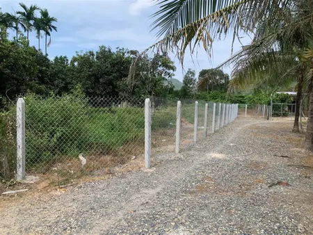 Cần bán lô góc 2 mặt tiền thôn hội xương 2, suối cát, cam lâm có 200 m2 đất ở.