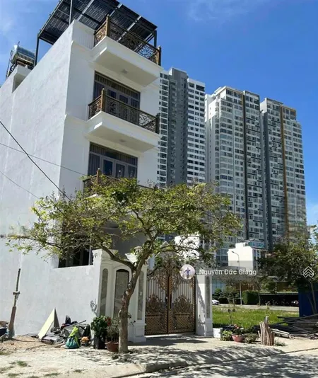 Bán đất mặt tiền đường đào trí, phú thuận, quận 7, view sông sài gón, dt 5x18.7, giá 75đ/m2