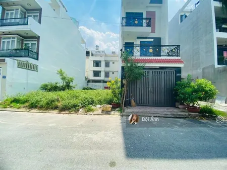 Cần bán gấp đất thổ cư 450triệu dt120m2 ngay mặt tiền đ.vũ đình liệu, long đức trà vinh, shr