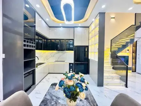 CHÍNH CHỦ BÁN NHÀ PHỐ 4 TẦNG MẶT TIỀN NGUYỄN HUỲNH ĐỨC – TP. TÂN AN – SHR – GIÁ CHỈ 2 TỶ 5