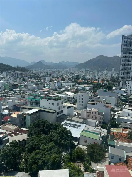 Bán căn hộ 2pn chỉ 1,75tỷ view xéo biển napoleon hòn chồng cách biển 400m 0901 282 ***