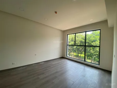 Centery tầng 1 view công viên 120.7m2 rổ cđt trả 3 năm giá 9tỷ7