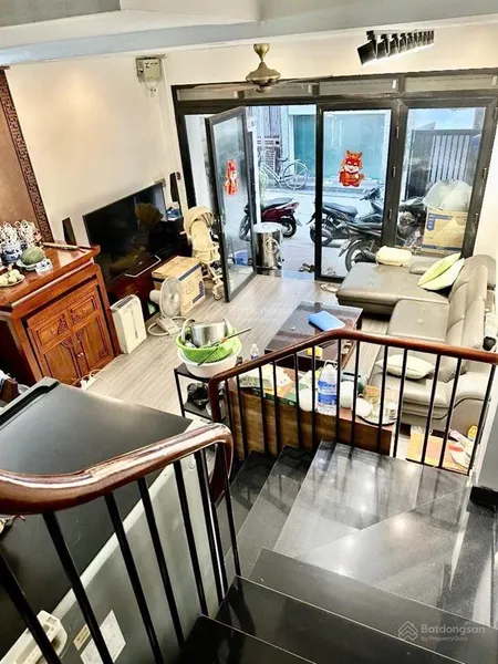 Bán gấp nhà thạch bàn 9 tỷ 48m2 5 tầng, mt 4.6m ô tô dân xây kinh doanh full nội thất, sổ vuông
